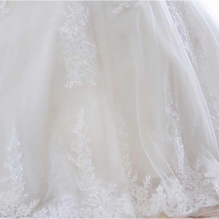 Vintage A line Tulle Off The Shoulder White Wedding Dresses for Bride