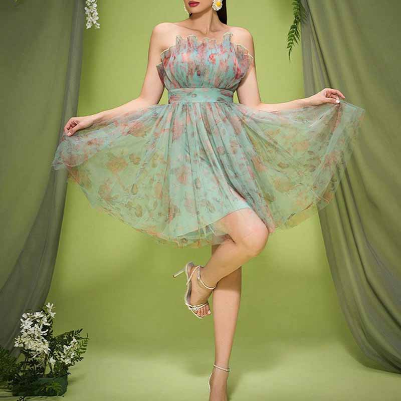 Short Strapless Tulle Homecoming Dress Sleeveless Party Gown for Teens SD Dresscode & Fashiontrends Short Strapless Tulle Homecoming Dress Sleeveless Party Gown for Teens SD Dresscode & Fashiontrends