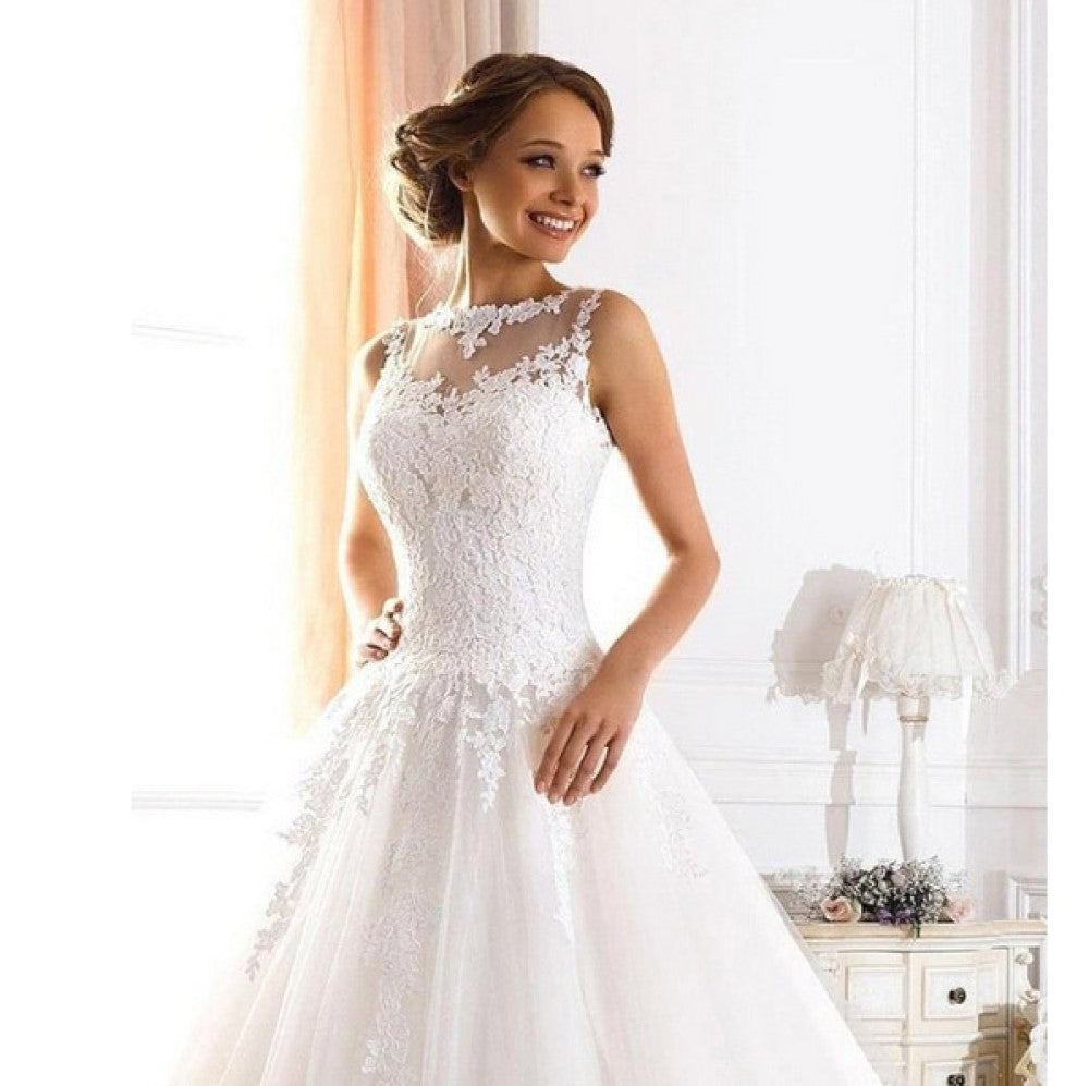 sd-hk A-Line V Neck Court Train Tulle Regular Straps Formal Plus Size Wedding Dresses with Appliques