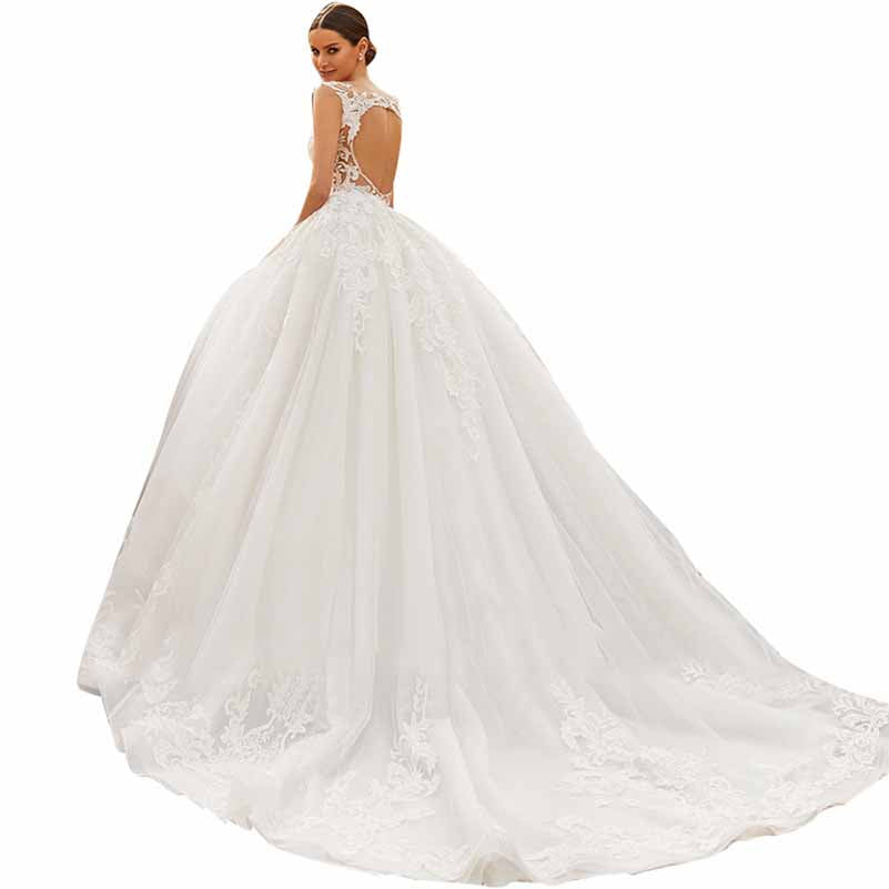 Wedding-Gown/Princess V-neck Court Train Tulle Lace Wedding Dress