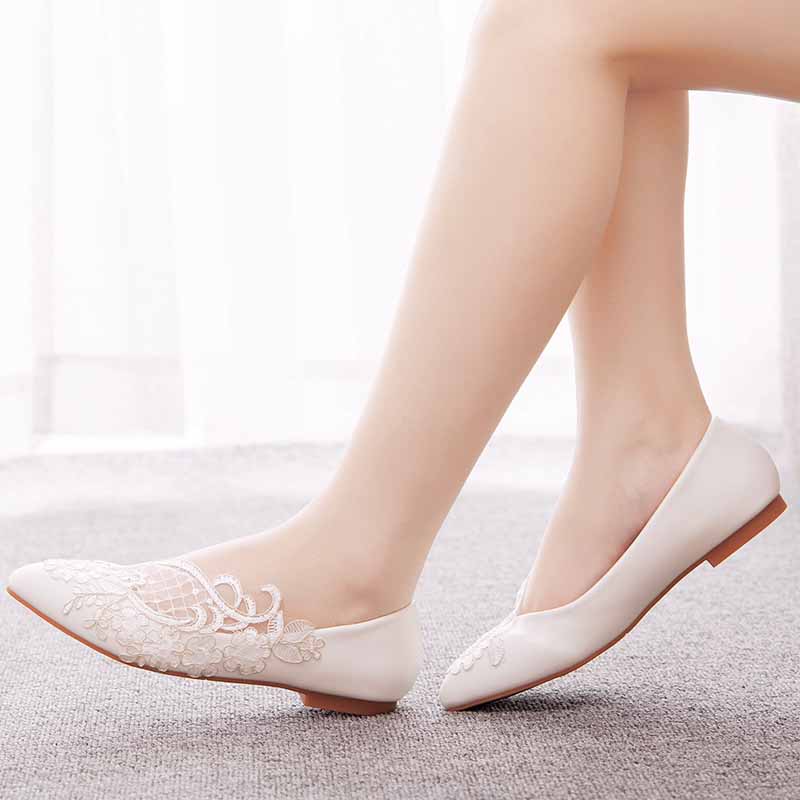 Women Pointed Toe White Flats Bridal Sandals White Lace Wedding Shoes