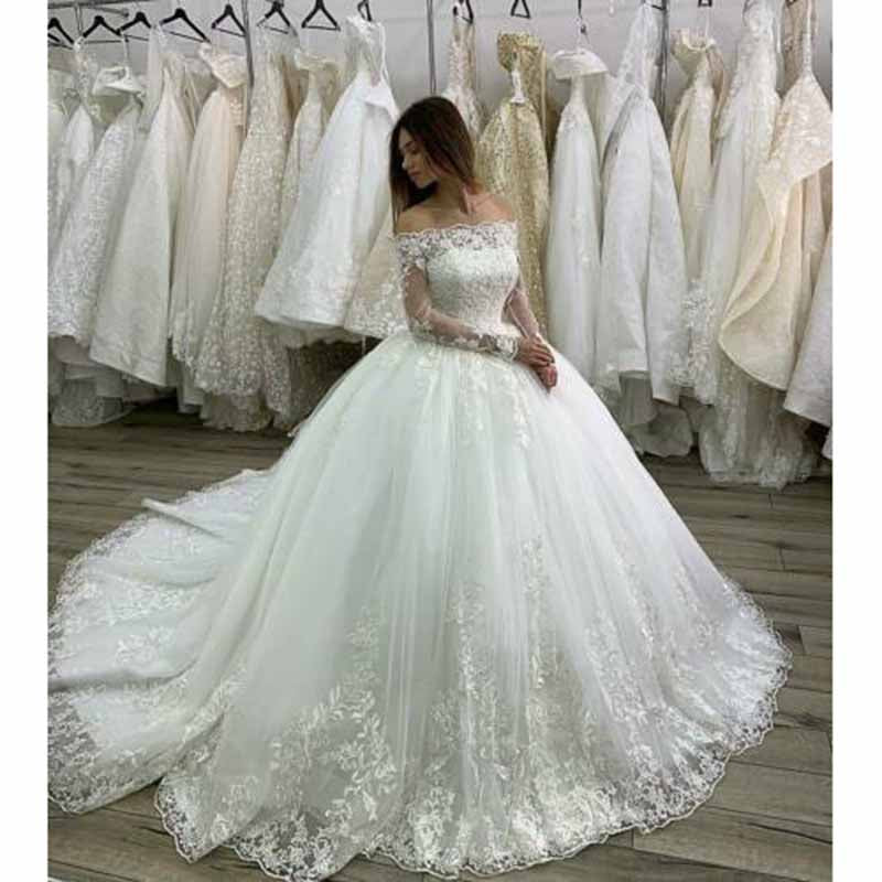 Lace Beach Wedding Dress with Sleeves for Brides