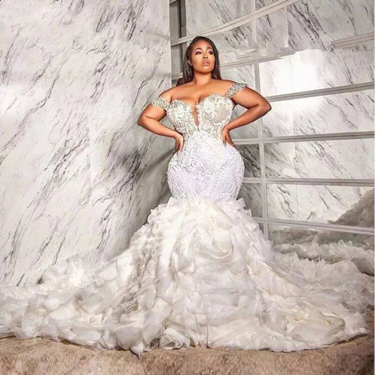 Custom Off-Shoulder Lace Mermaid Wedding Dress – Beaded Bodice & Ruffled Tulle Train