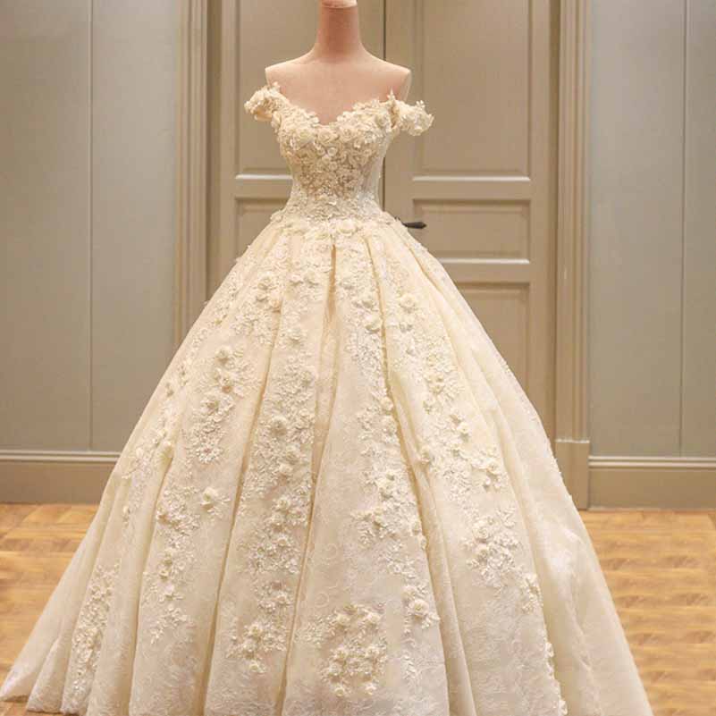 Lace Train Wedding Dress for Bride A Line Bride Dress Tulle Wedding Dress Strapless Bride Wear