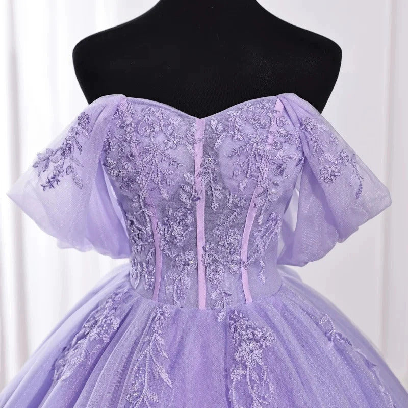 Lavender Off-the-Shoulder Ball Gown Tulle Lace Applique Quinceanera Dress Prom Dress