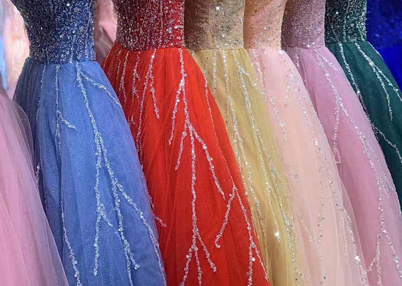 Long Sleeve Beaded Quinceanera Dresses Tulle Ball Gowns Formal Dresses