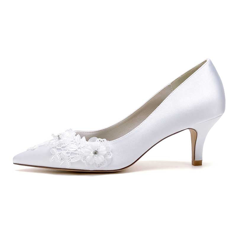 Low Heel Slip On Wedding Shoes Pointed Toe Lace Bridal Shoes