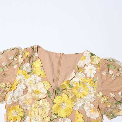 3D Flower Midi Dress Puff Sleeve Embroidered Midi Length Dress