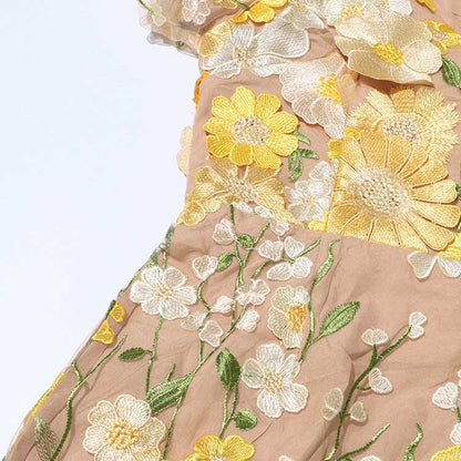 3D Flower Midi Dress Puff Sleeve Embroidered Midi Length Dress