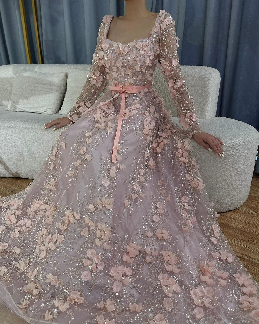 Long Sleeve Floral Tulle Evening Dress Prom Gown for Wedding Banquet