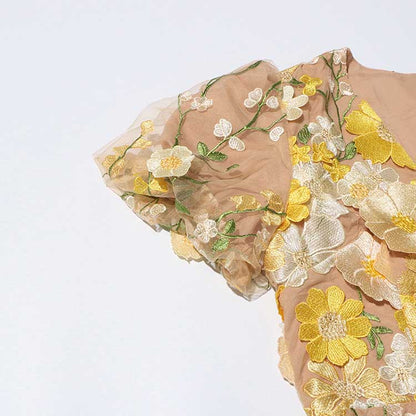 3D Flower Midi Dress Puff Sleeve Embroidered Midi Length Dress