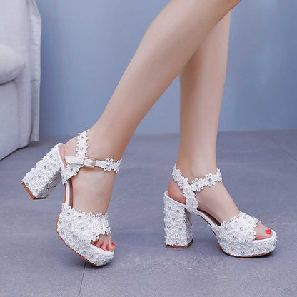 Platform Wedding Shoes Flower Appliqued Block Heeled Bridal Shoes Event Sandals
