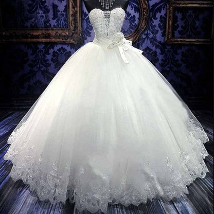 Sweetheart Bridal Ball Gown Lace-Up Crystal Embellished Wedding Dress