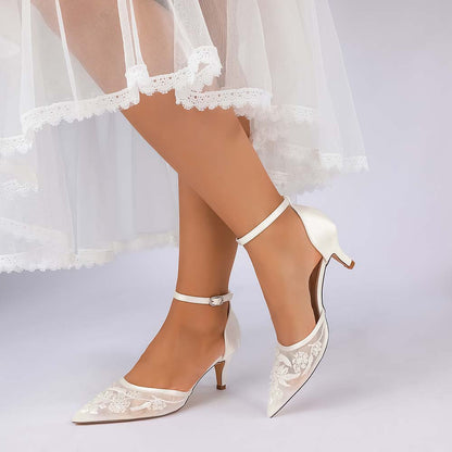 Women's Kitten Heel Closed-Back Lace Wedding Shoes For Bride