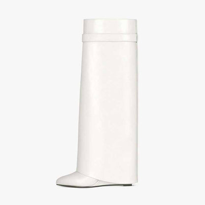 Women‘s Lock Detailed Leather Knee-High Boots