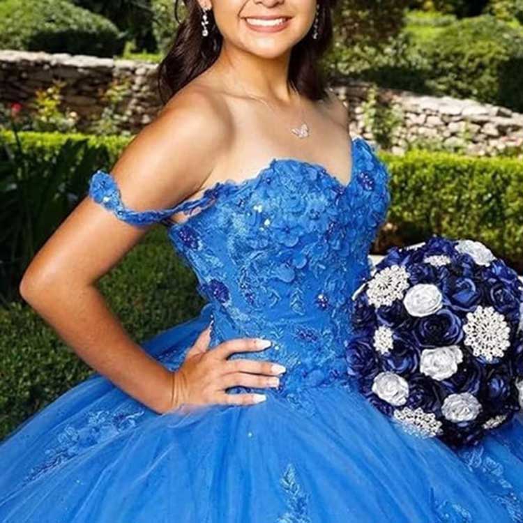 Princess off Shoulder Quinceanera Dresses Tulle Sweet 16 Ball Dress with Train