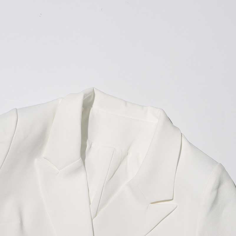 Women's Spliced Short Blazer in White