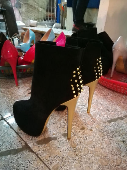 Zipper Stiletto Riveted Platform Ankle Boots in Black