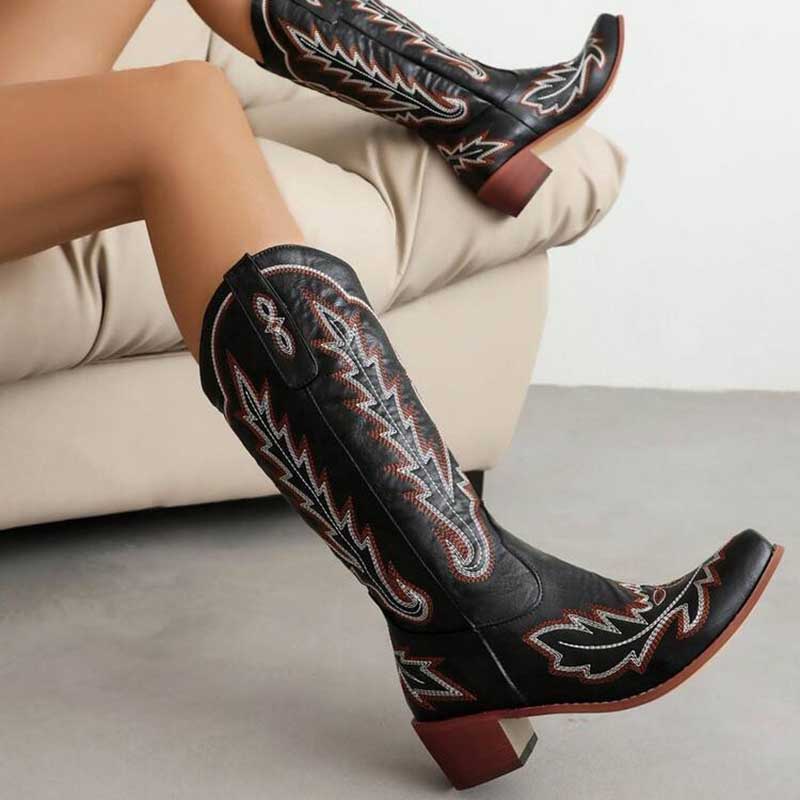 Women's Vintage Low Chunky Embroidery Boots