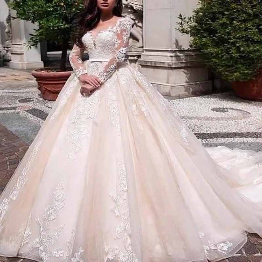 Appliqued Lace A-line Princess Scoop Neck Long Sleeve Sweep Train Fall Tulle Wedding Dress