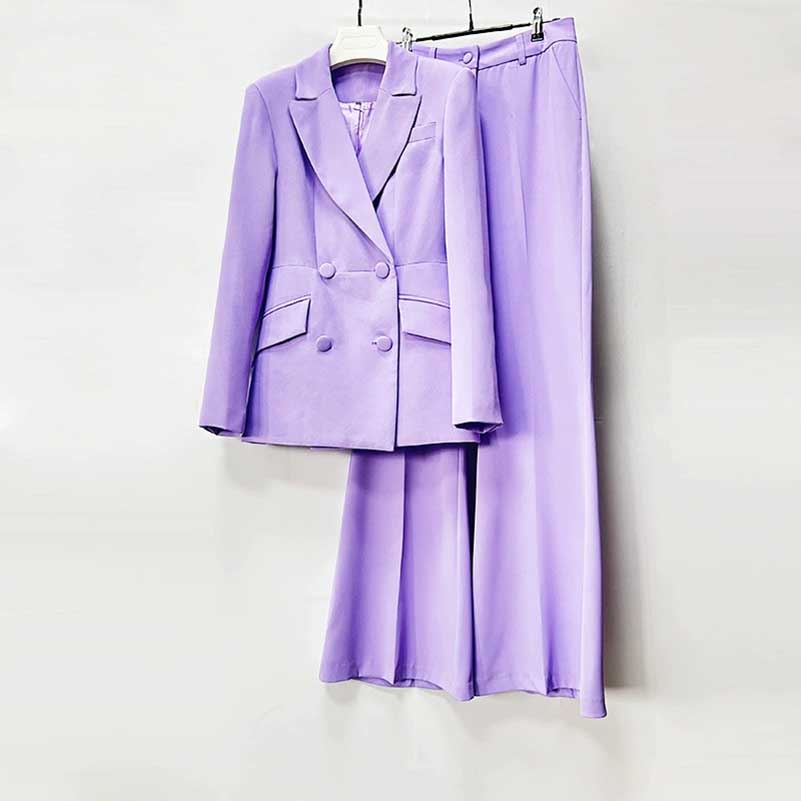 Stylish bridesmaid lavender pantsuit set featuring a tailored blazer and wide-leg trousers