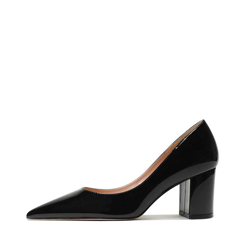 Stylish black classic block heels for women with a pointed toe design from SD Dresscode & Fashiontrends