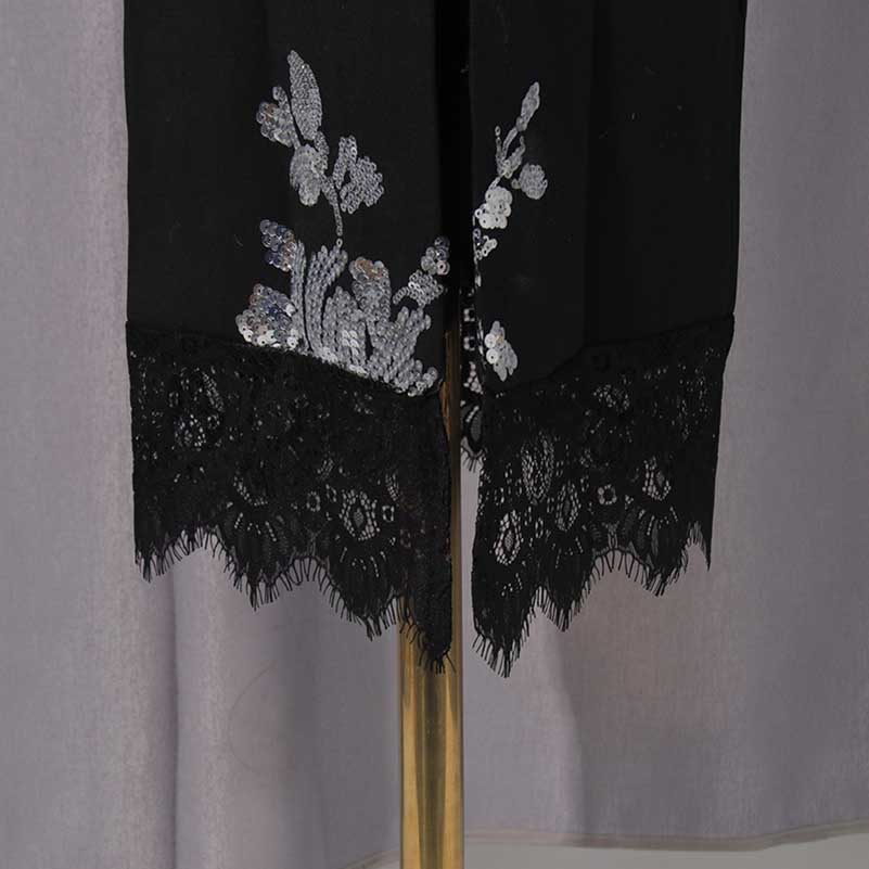 Floral sequin crop top skirt set with elegant lace detailing and stylish design from SD Dresscode & Fashiontrends