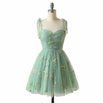 Sweetheart Short Homecoming Dress with Embroidery Floral Party Dress