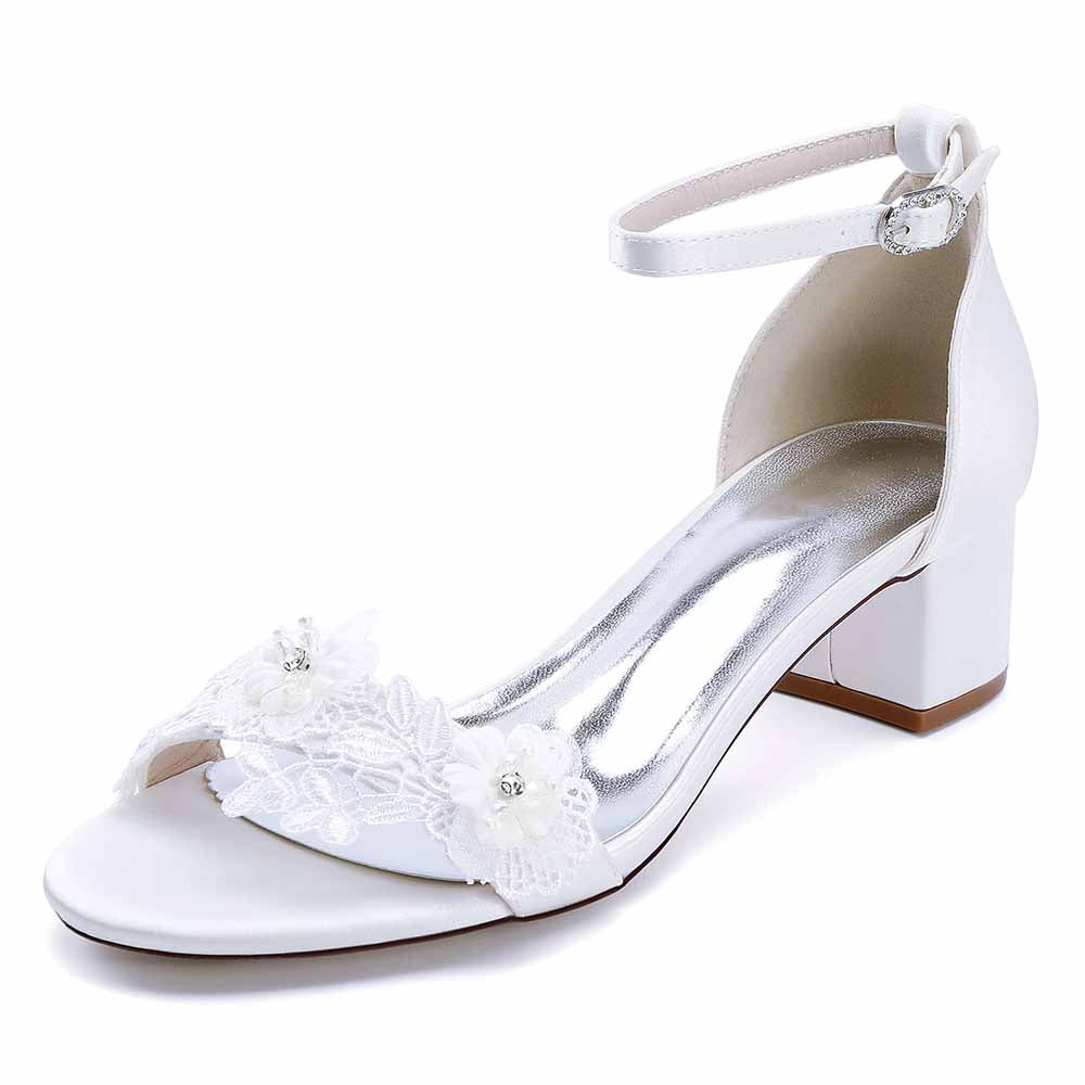 Elegant flower appliqué wedding shoes with ankle strap and block heel design in white