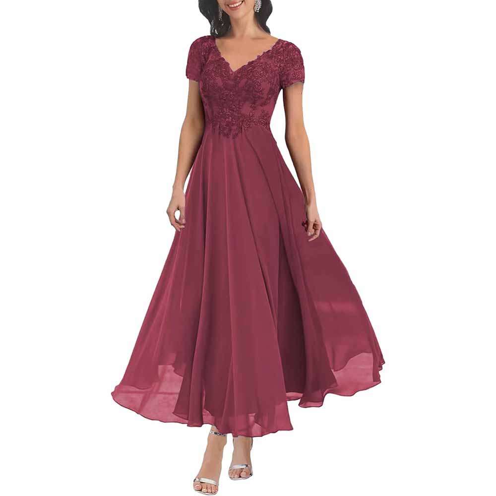 Elegant lace mother of the bride dress with sleeves in burgundy for a sophisticated wedding look