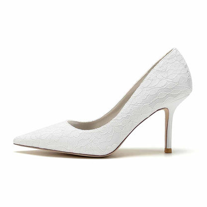 Elegant lace wedding heels for bride in white with a pointed toe and high stiletto heel
