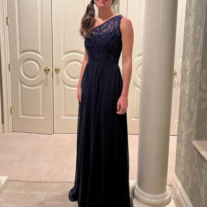 One Shoulder Bridesmaid Dresses Long for Wedding with Pockets Lace Bodice A-Line Chiffon Formal Party Gown