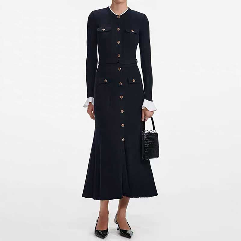 Long Sleeve Round-Neck Knit Dress Long