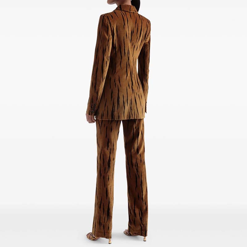 Stylish one button velvet pantsuit for women in brown tiger print, featuring a tailored fit and long sleeves