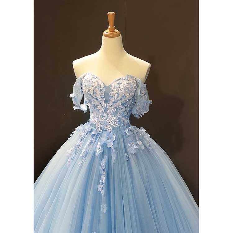 Princess off Shoulder Quinceanera Dresses Puffy Tulle Sweet 16 Dress with Train