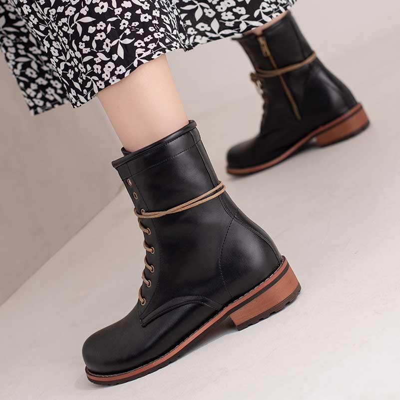 Women's Low Heel Lace-Up Boots