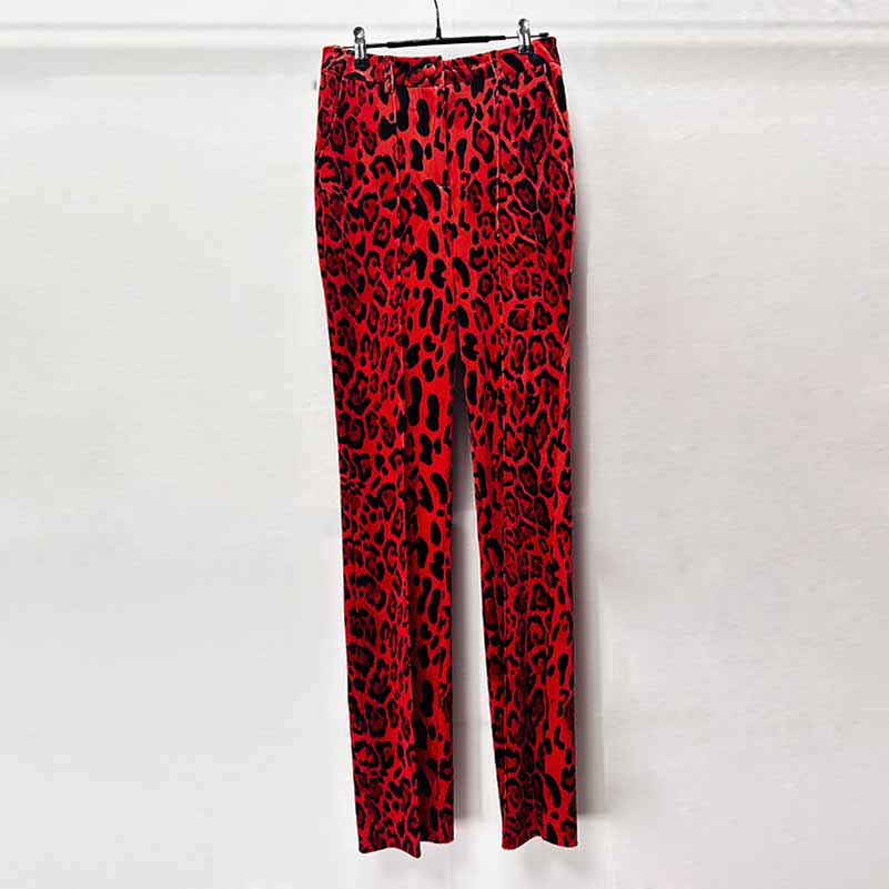 Slim fit animal print suit for women in bold red and black leopard design, ideal for stylish occasions