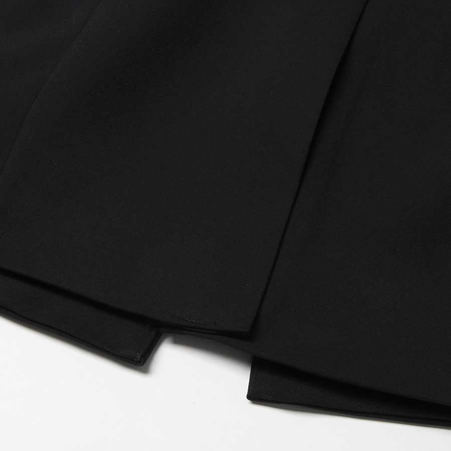 Women's black maxi blazer coat with tailored design and elegant silhouette for stylish layering