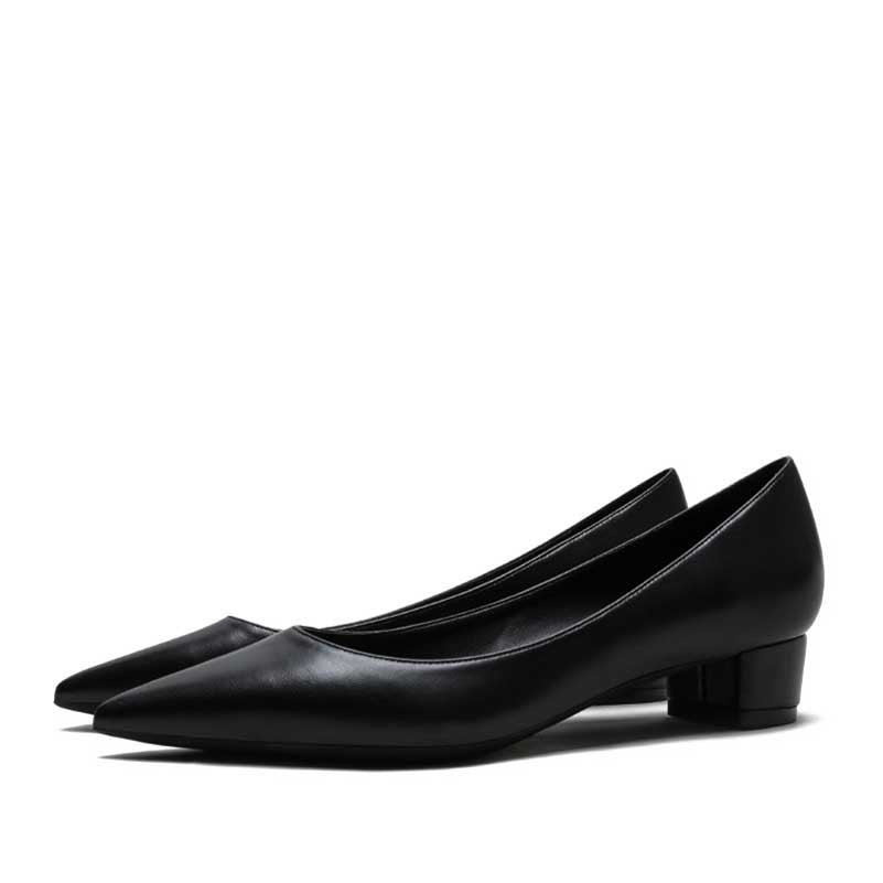 Stylish SD Dresscode women's block heel dress shoes in black with a sleek pointed toe design
