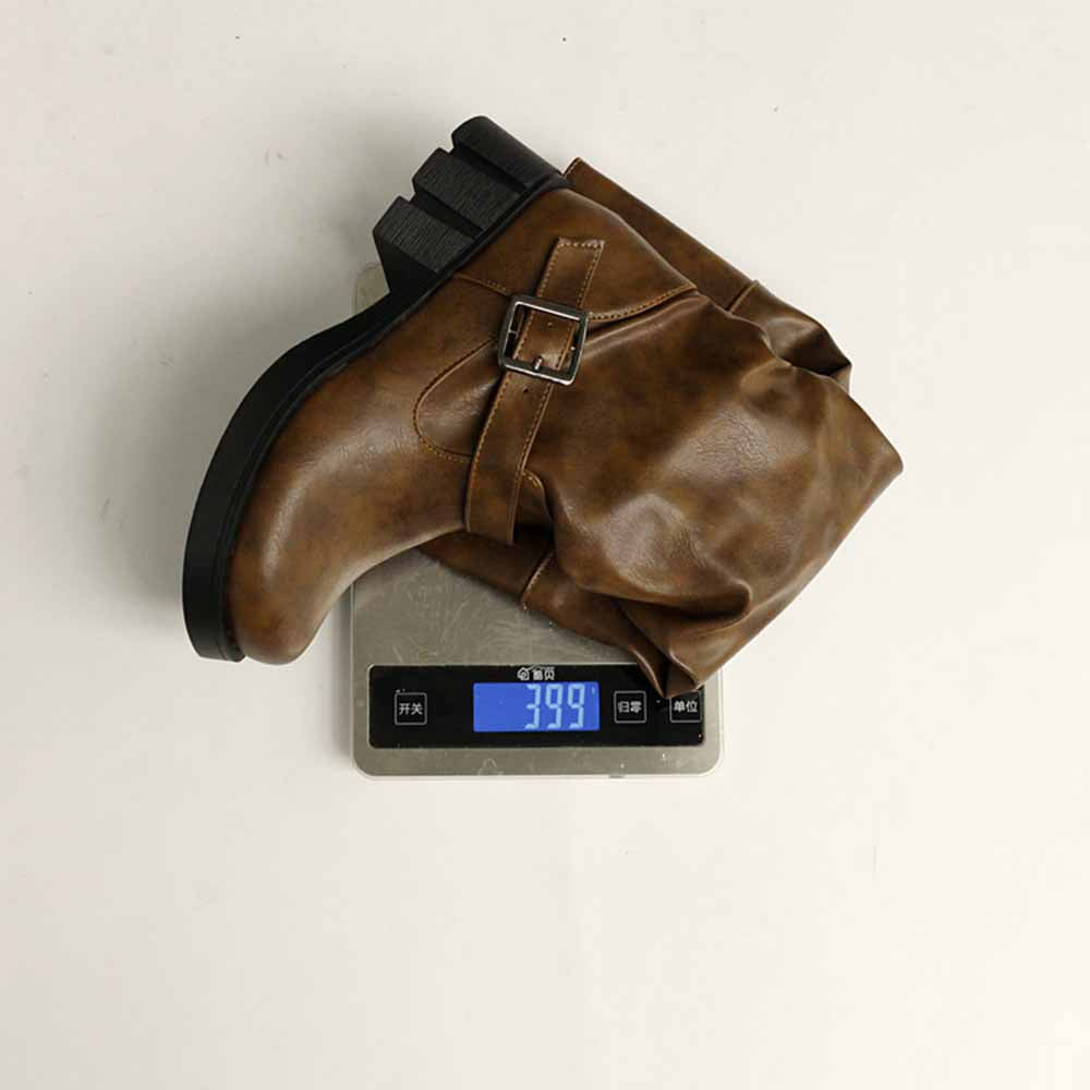 sd-hk women's high platform knight boots in brown resting on a scale showing 399 grams