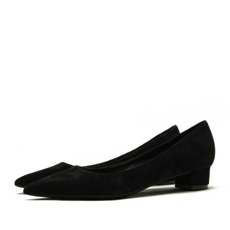 SD Dresscode women's suede party shoes in black with a sleek pointed toe design