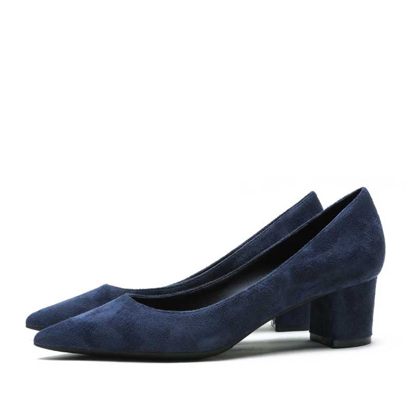 Navy SD Dresscode women's suede party shoes with a stylish block heel design