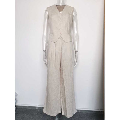 Women's vest pantsuit set from SD Dresscode in light linen with a stylish buttoned vest and wide-leg pants