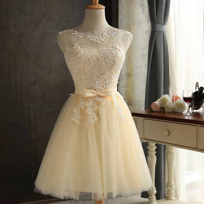 Women's A-Line Lace Homecoming Dresses Short Prom Cocktail Dresses for Teens