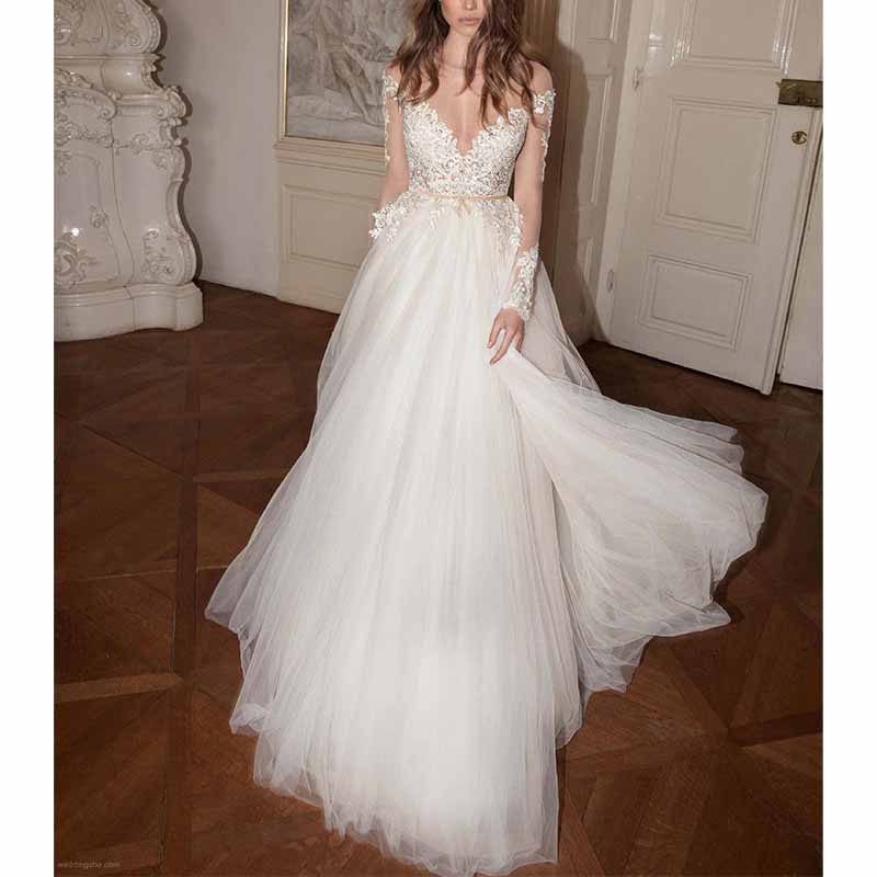 A-Line/Princess Vintage Long Sleeves Chapel Train Applique Tulle Wedding Dresses