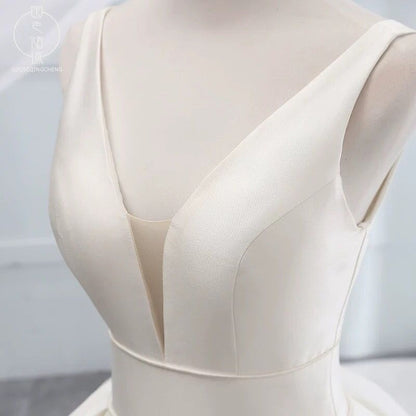 sd-hk A-Line V Neck Court Train Satin Long Sleeve Formal Plus Size Wedding Dresses