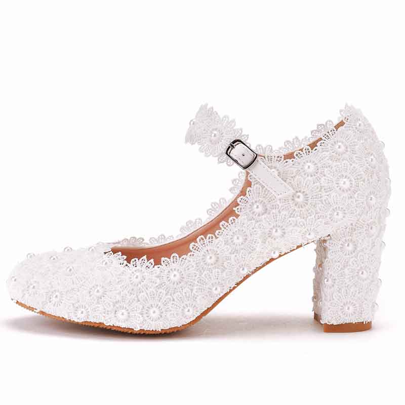 Women Wedding Shoes for Bride Low Heel Closed Toe Chunky Heel Lace Pumps