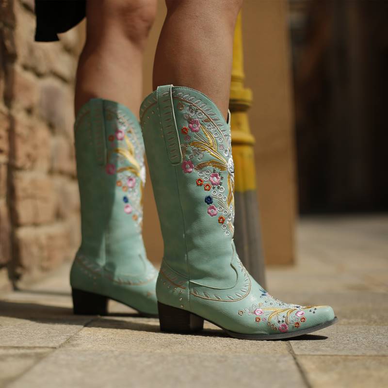 Country style cowboy boots for women short boots for bridesmaid dress