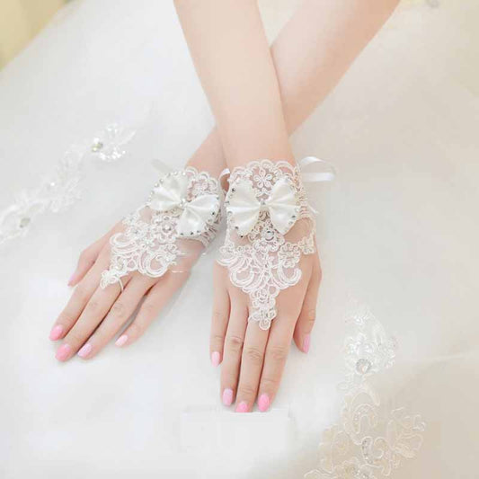 Chic Lace Bowknot Wedding Gloves