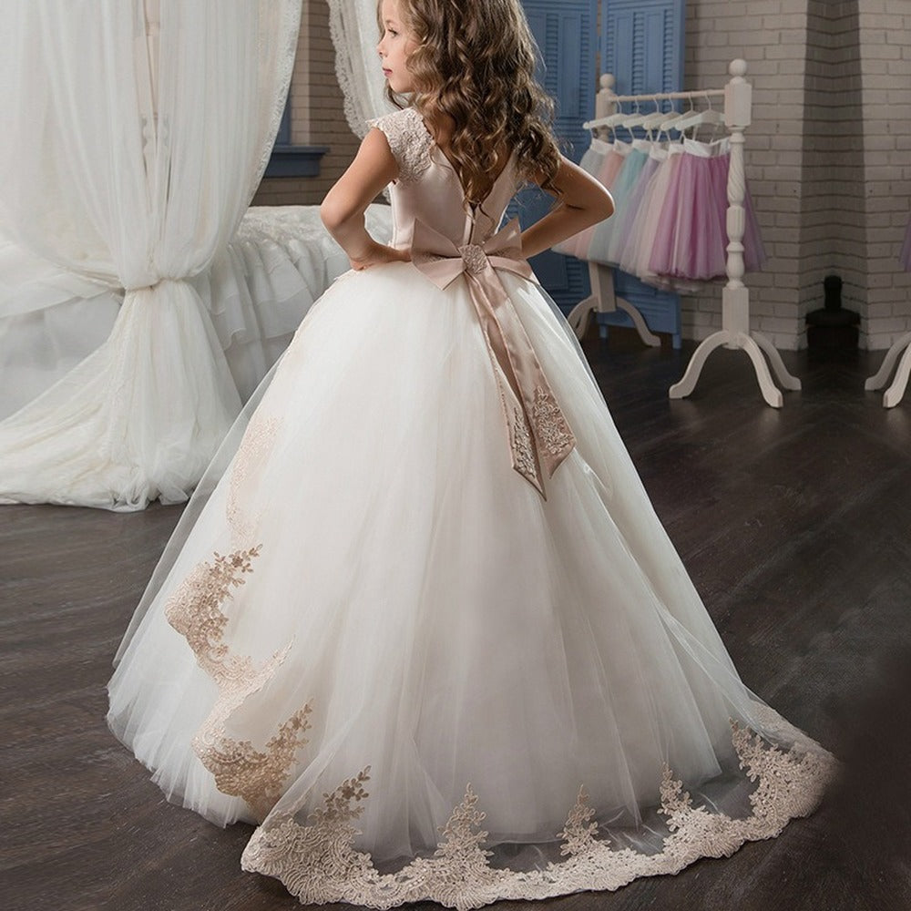 sd collection lace dress A bold yet romantic gown SD-013 with a lace bodice, high neck, daring cutout, and a soft voluminous tulle skirt timeless elegance with a modern edge. elenamorar.com